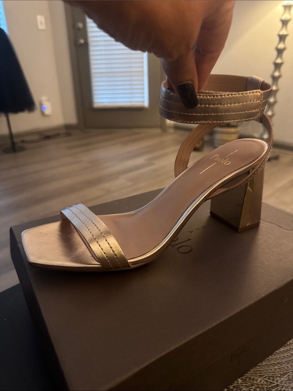 🔥Linea Paolo Block Heel Sandal 10 Ankle Strap Glam Dressy Chic Rose Gold Eden - Picture 2 of 15